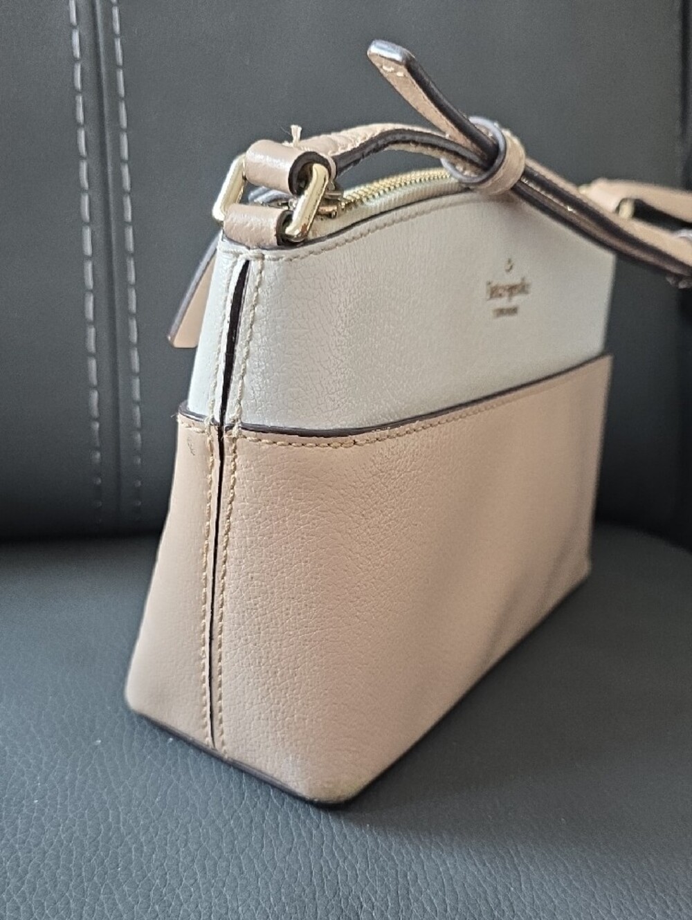 kate spade Two-Tone Beige and Ivory Leather Crossbody - Picture 5 of 9